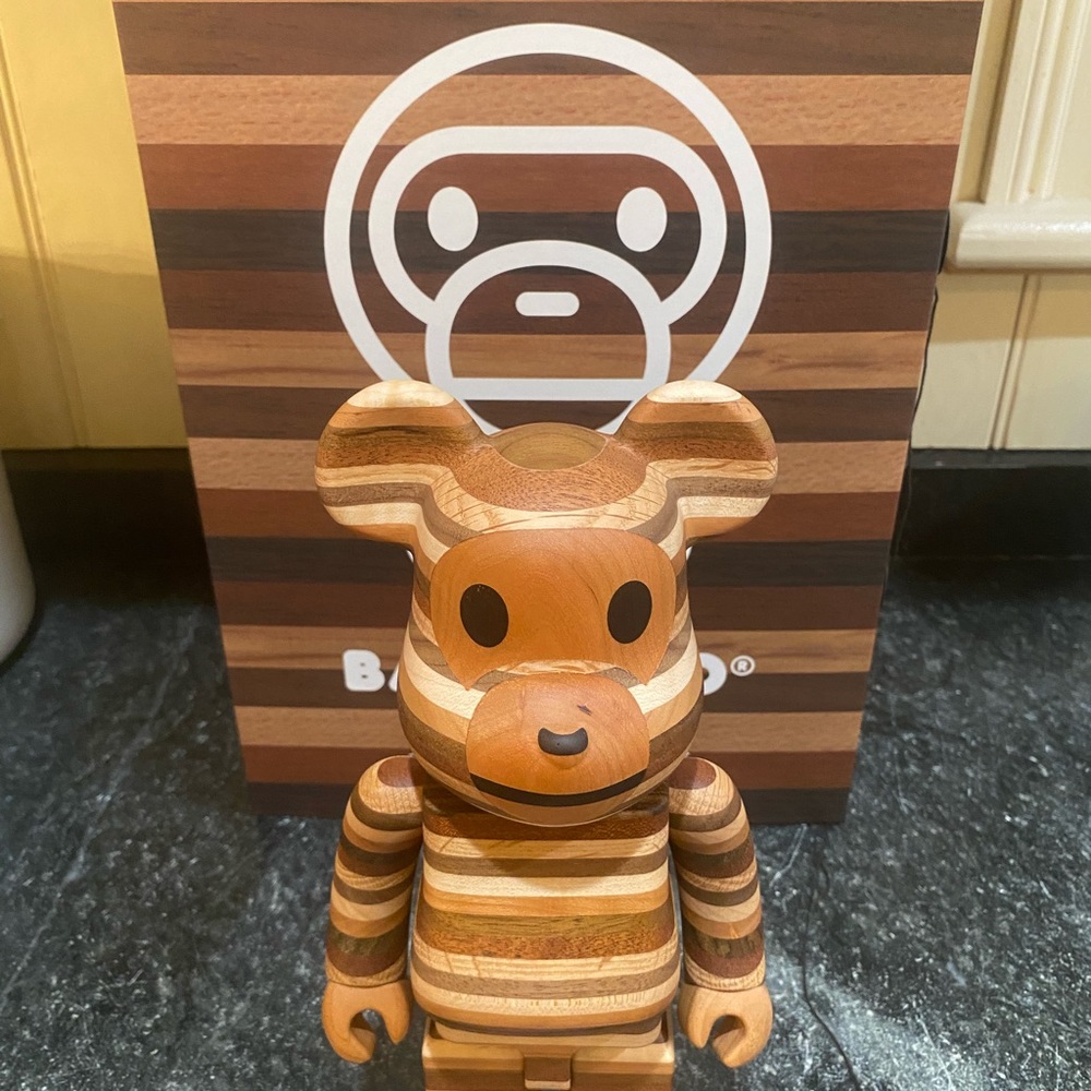 Bearbrick x BAPE Baby Milo Karimoku Horizon 400% A Bathing Ape Be@rbrick Medicom